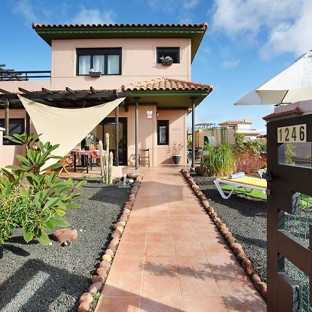 Villa Amadeus La Oliva Exterior foto